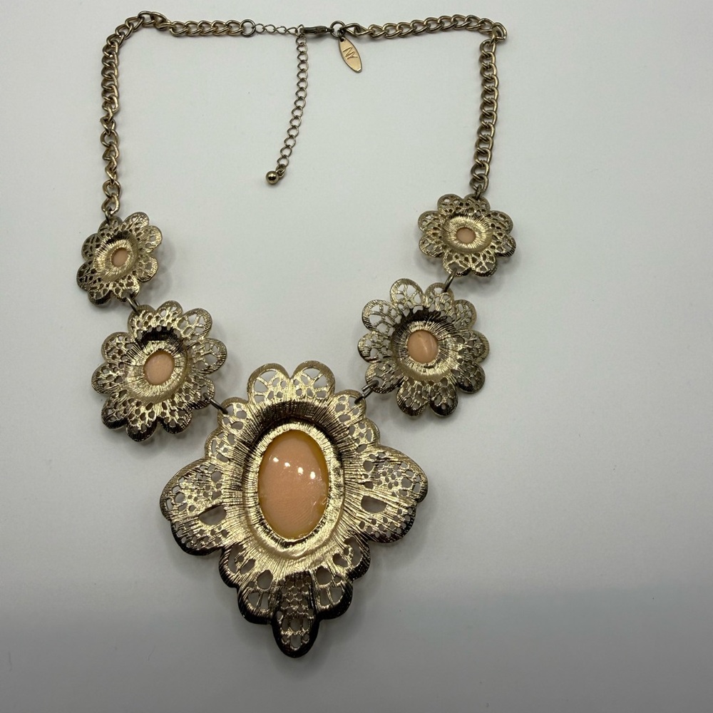 New York Victorian Inspired Statement Necklace Gold Filigree Pink Stone Vintage - Picture 3 of 5